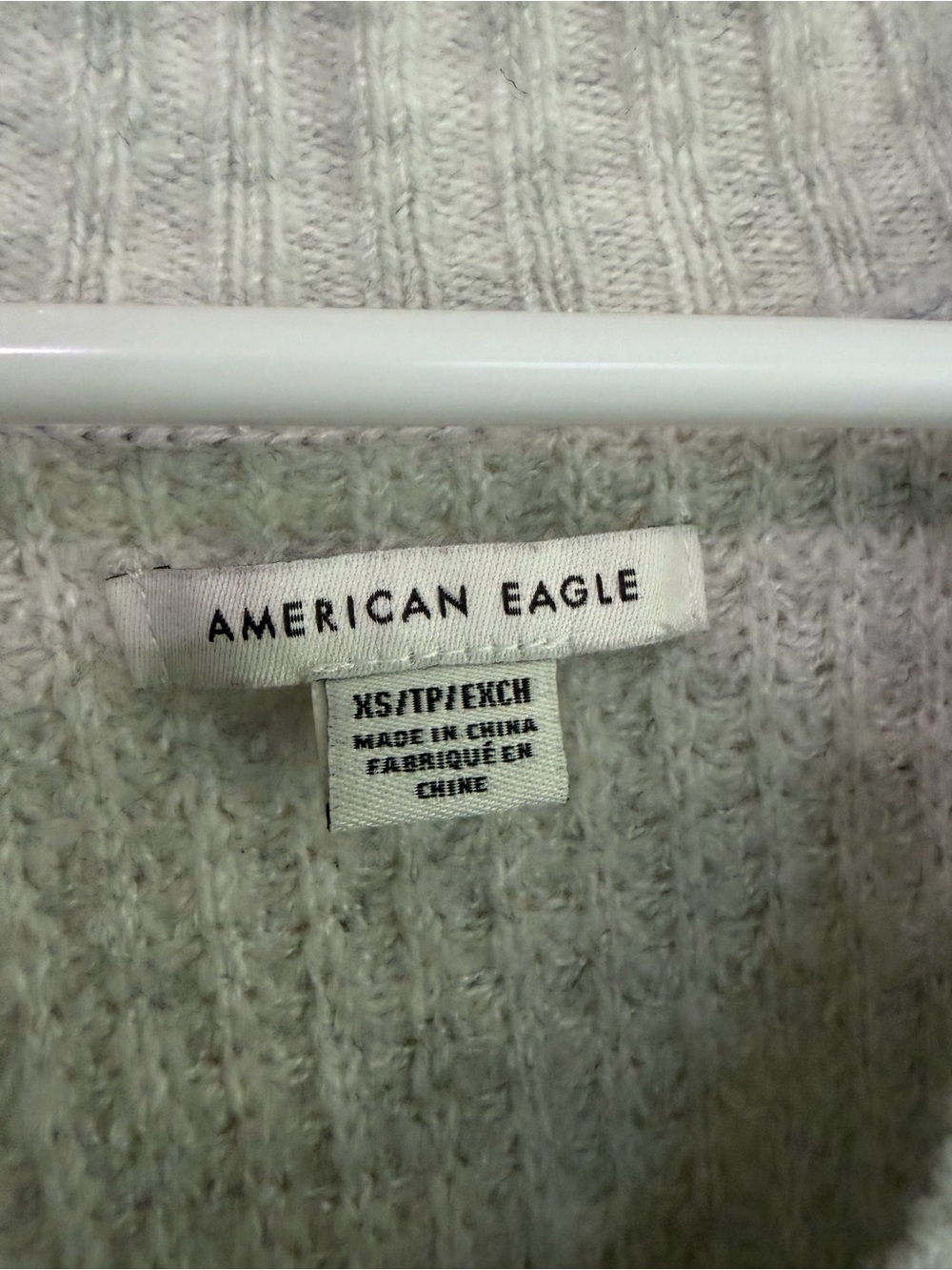 American Eagle Outfitters Lightweight V-Neck Sweater in Heather Gray - Picture 3 of 3
